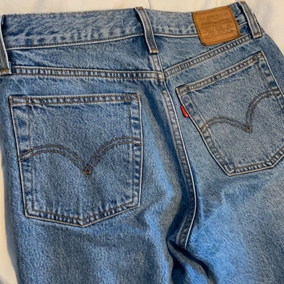 Levi jeans size 27 - Picture 4 of 5